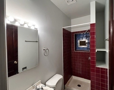 1231 N Greenview Avenue - Photo Thumbnail 21