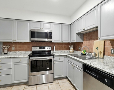 1532 Prairie Grove Drive - Photo Thumbnail 4