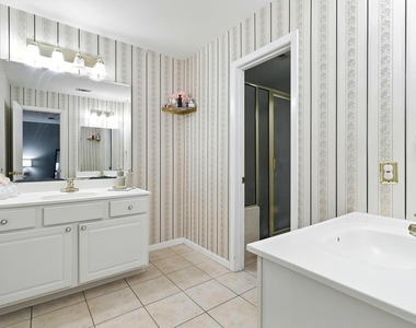 1532 Prairie Grove Drive - Photo Thumbnail 12