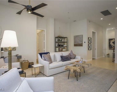 9239 Tesoro Lane - Photo Thumbnail 6