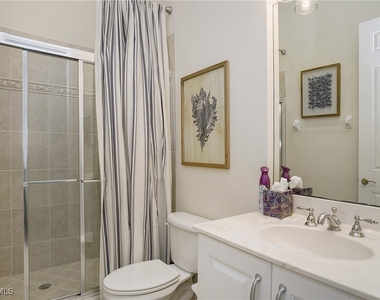 9239 Tesoro Lane - Photo Thumbnail 20