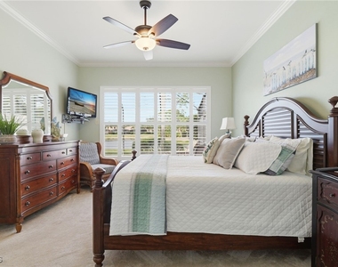 11041 Iron Horse Way - Photo Thumbnail 23