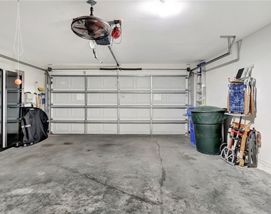 11041 Iron Horse Way - Photo Thumbnail 11