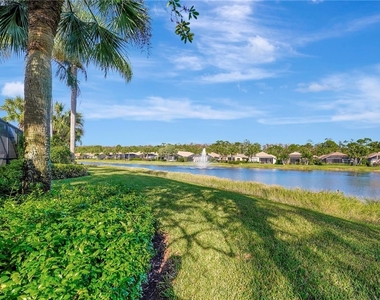11041 Iron Horse Way - Photo Thumbnail 13