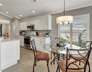 11041 Iron Horse Way - Photo Thumbnail 7