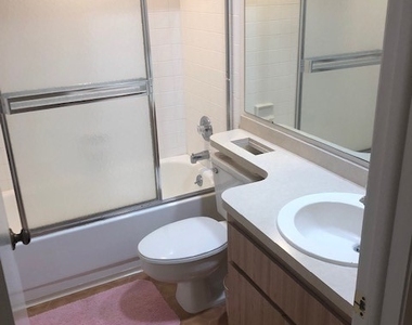 8534 Charter Club Circle - Photo Thumbnail 9
