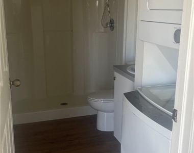 1005 Andalusia Boulevard - Photo Thumbnail 7