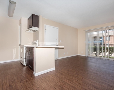 13949 Bammel North Houston Road - Photo Thumbnail 3