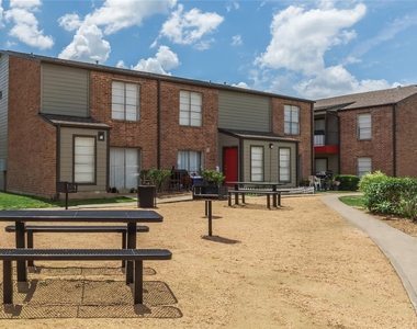 13949 Bammel North Houston Road - Photo Thumbnail 1