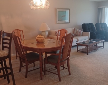 716 Landover Circle - Photo Thumbnail 3