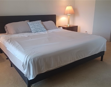 716 Landover Circle - Photo Thumbnail 9
