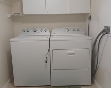 716 Landover Circle - Photo Thumbnail 37