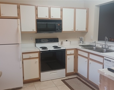 716 Landover Circle - Photo Thumbnail 20