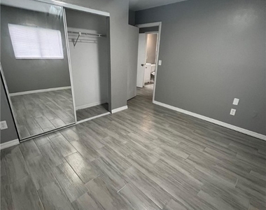 119 Gordon Avenue S - Photo Thumbnail 2