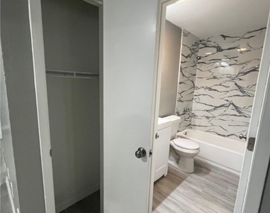 119 Gordon Avenue S - Photo Thumbnail 10