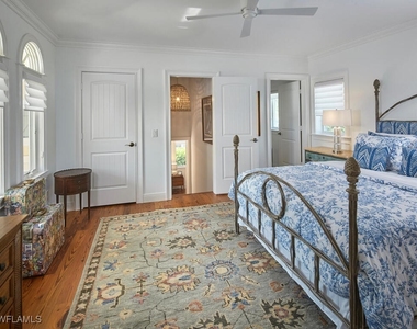 165 Broad Avenue S - Photo Thumbnail 12