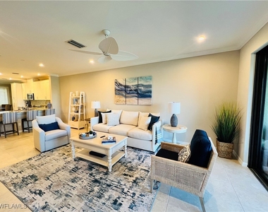 9393 Pocida Court - Photo Thumbnail 14