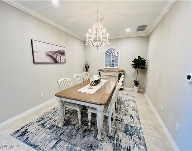 9393 Pocida Court - Photo Thumbnail 11