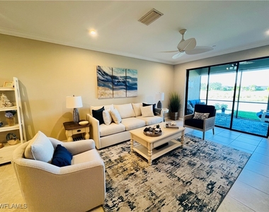 9393 Pocida Court - Photo Thumbnail 13