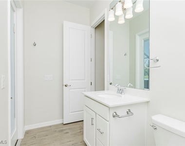 5423 Ternberry Road - Photo Thumbnail 9