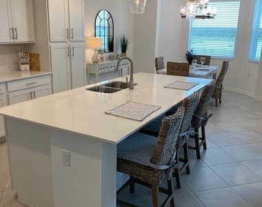 15275 Green Acres Avenue - Photo Thumbnail 5