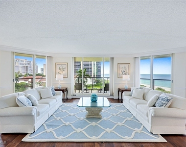 4901 Gulf Shore Boulevard N - Photo Thumbnail 1