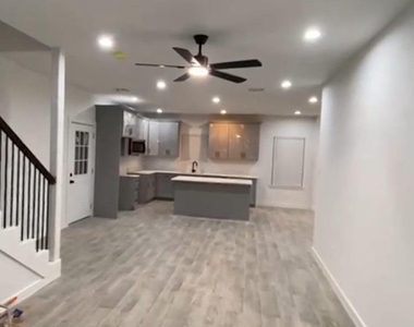 9210 Martell Street - Photo Thumbnail 3