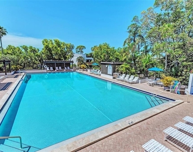829 Bayport Way - Photo Thumbnail 37