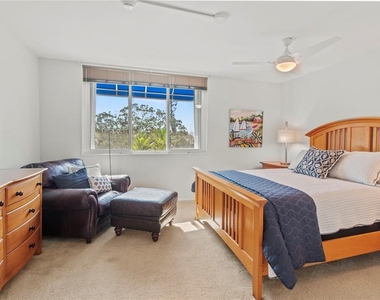 829 Bayport Way - Photo Thumbnail 26