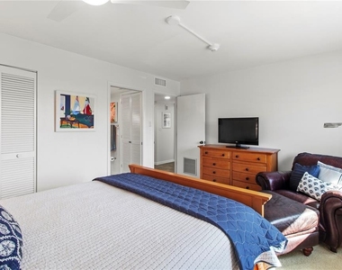 829 Bayport Way - Photo Thumbnail 27