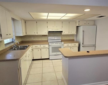 3602 Harbor Boulevard - Photo Thumbnail 5