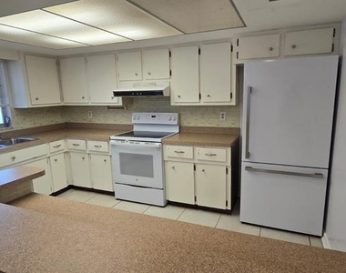 3602 Harbor Boulevard - Photo Thumbnail 4