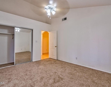 12521 Angie Bombach Avenue - Photo Thumbnail 19
