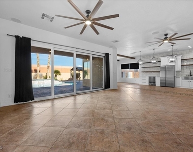 6332 Peggotty Avenue - Photo Thumbnail 5