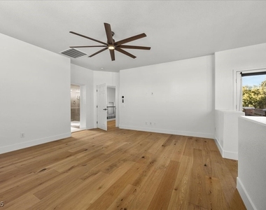 6332 Peggotty Avenue - Photo Thumbnail 17