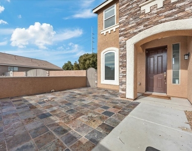 6332 Peggotty Avenue - Photo Thumbnail 49