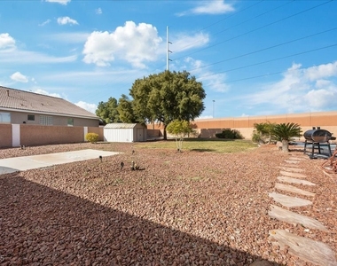 6332 Peggotty Avenue - Photo Thumbnail 48