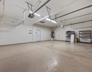 6332 Peggotty Avenue - Photo Thumbnail 38