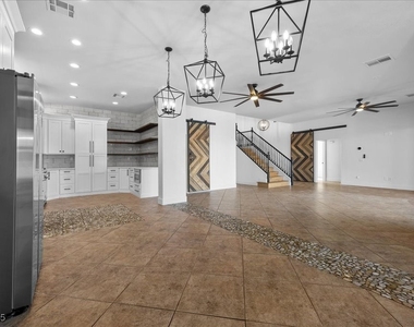 6332 Peggotty Avenue - Photo Thumbnail 6