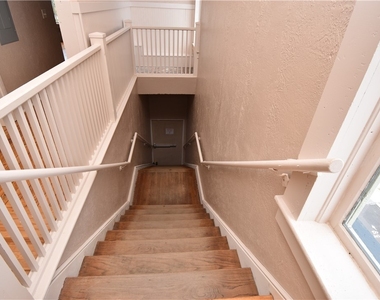 170 Court Street - Photo Thumbnail 12