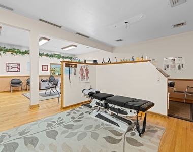 1628 W Genesee Street - Photo Thumbnail 8