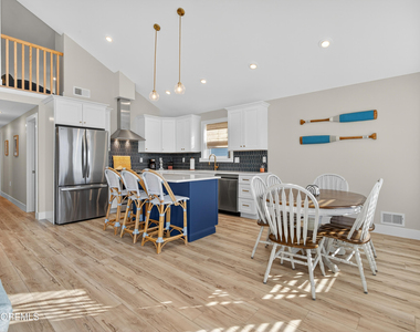 3255 Goa Way - Photo Thumbnail 6