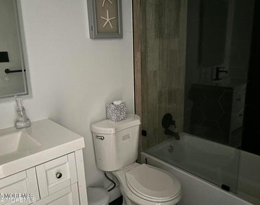 41 Heath Avenue - Photo Thumbnail 14