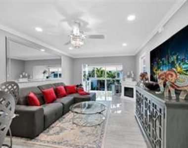 1461 S Ocean Boulevard - Photo Thumbnail 7