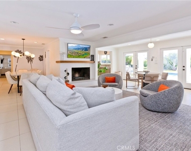 1057 E Marshall Way - Photo Thumbnail 43