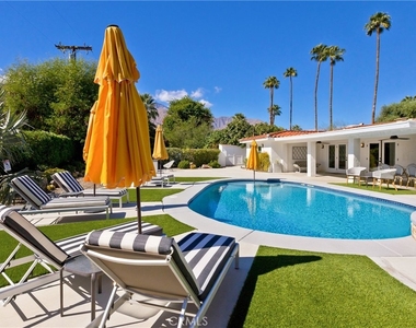 1057 E Marshall Way - Photo Thumbnail 35
