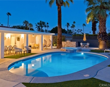 1057 E Marshall Way - Photo Thumbnail 56