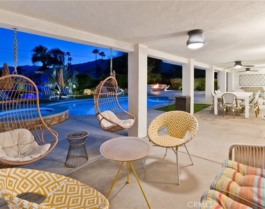 1057 E Marshall Way - Photo Thumbnail 58