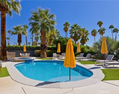 1057 E Marshall Way - Photo Thumbnail 33