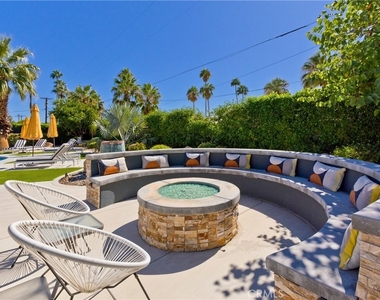1057 E Marshall Way - Photo Thumbnail 37